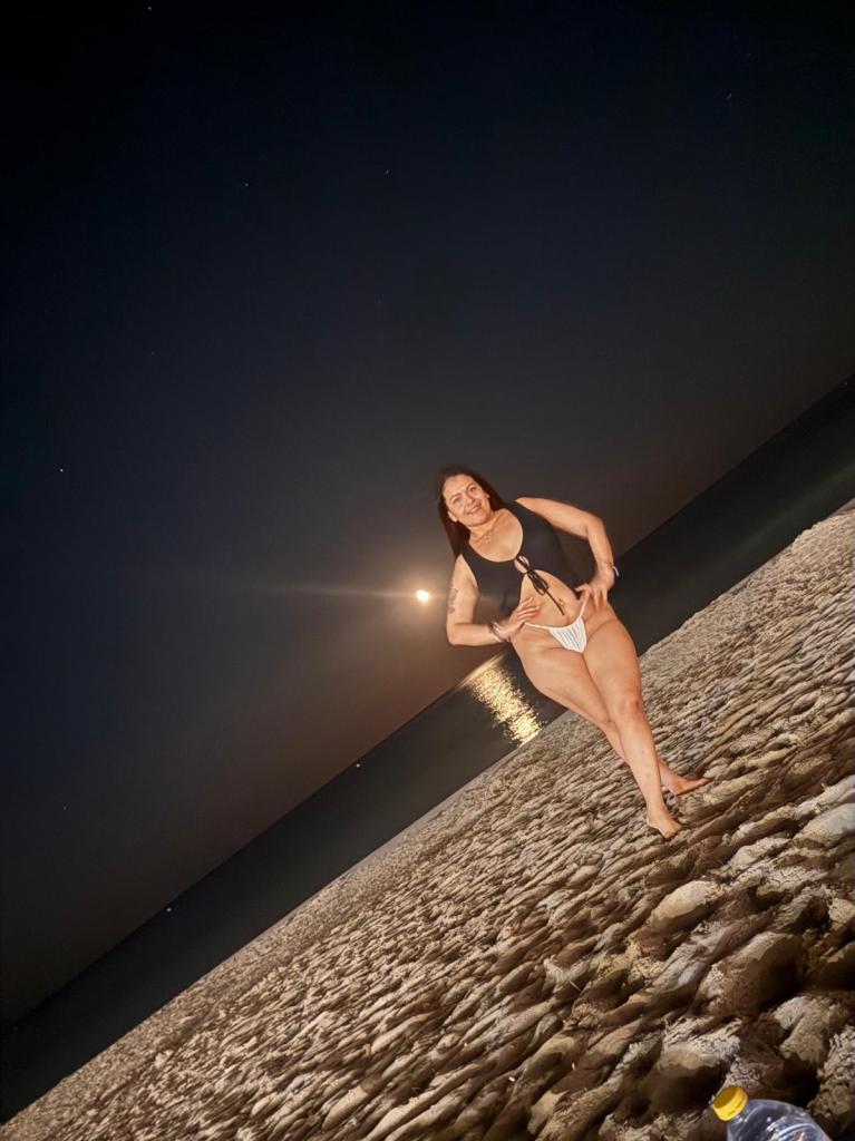 617415534: Chica busca chico en Sevilla