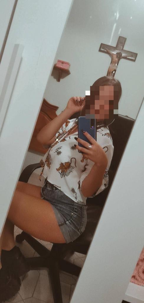 Chica busca chico en Sevilla: 