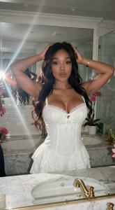 674756646: Chica busca chico en Barcelona