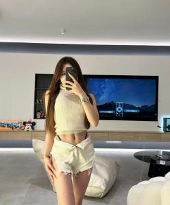 600329515: Chica busca chico en Barcelona