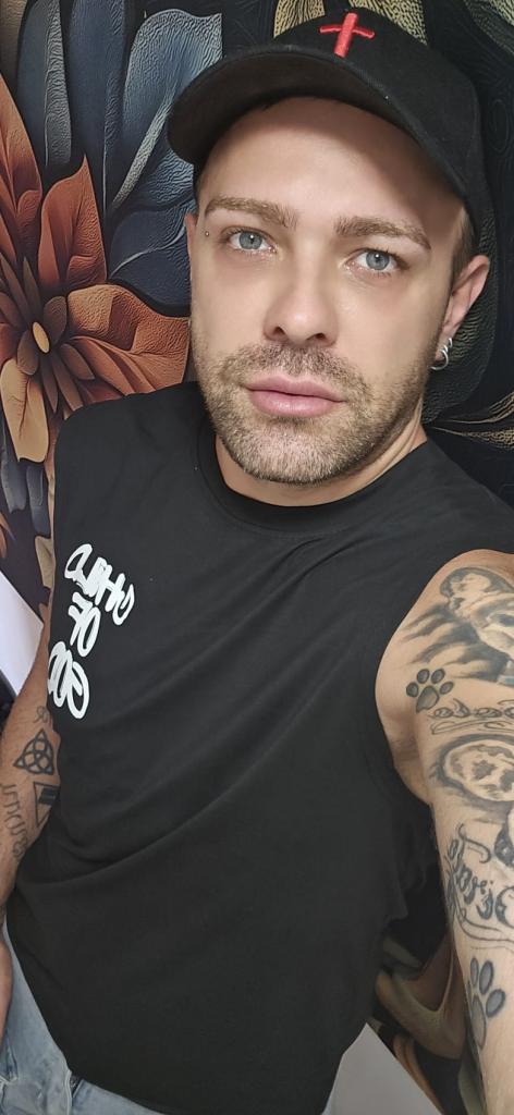613158110: Chico busca chica en Málaga