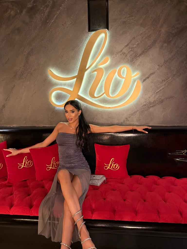 600695300: Chica busca chico en Ibiza