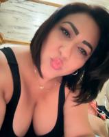 674673463: Chica busca chico en Madrid