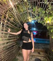 604105166: Chica busca chico en León