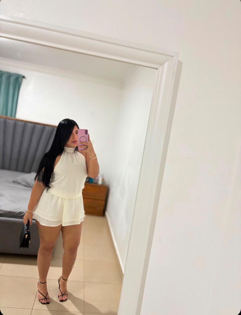 Chica busca chico en Almería: 