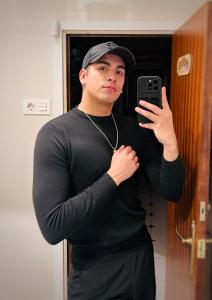 Chico busca chica en Zaragoza: 