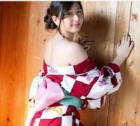 631643981: Chica busca chico en Barcelona