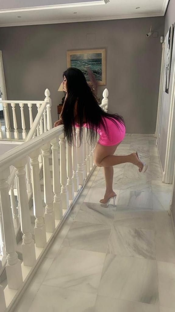 Chica busca chico en Cádiz: 