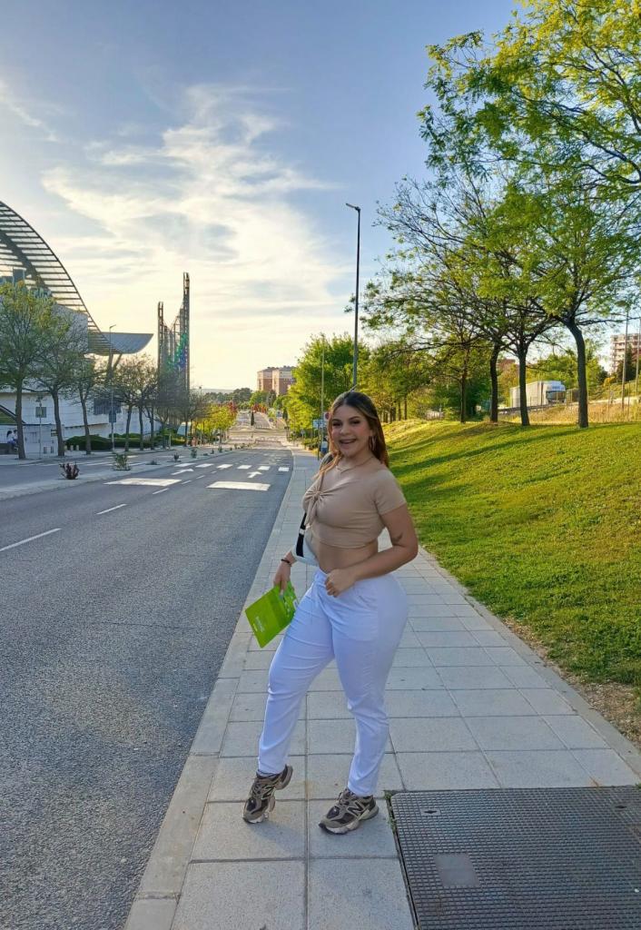 Chica busca chico en Almería: 
