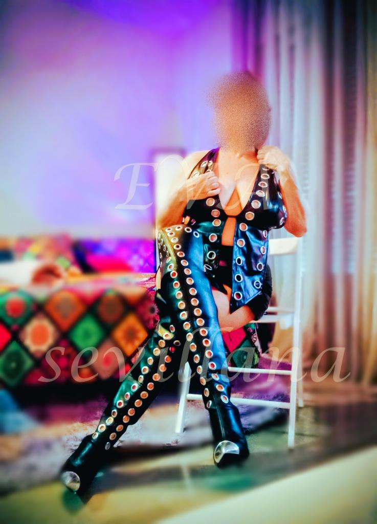 Chica busca chico en Sevilla: 