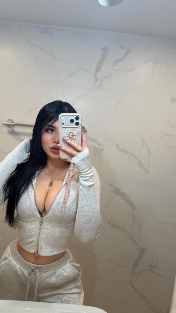 Chica busca chico en Barcelona: 