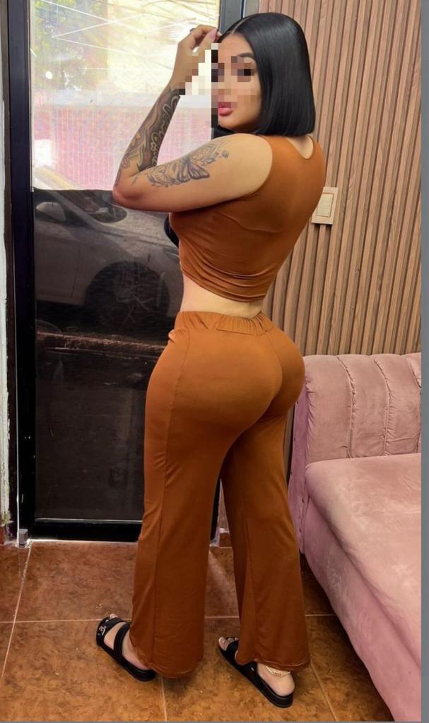 Chica busca chico en Cádiz: 