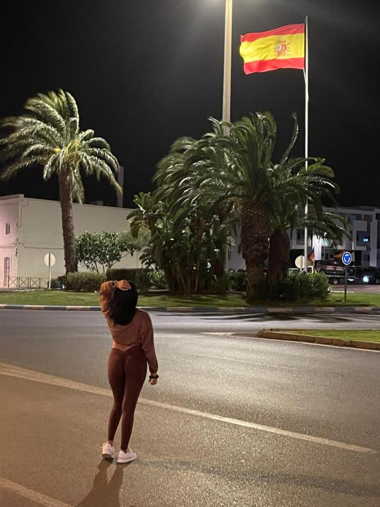 Chica busca chico en Almería: 