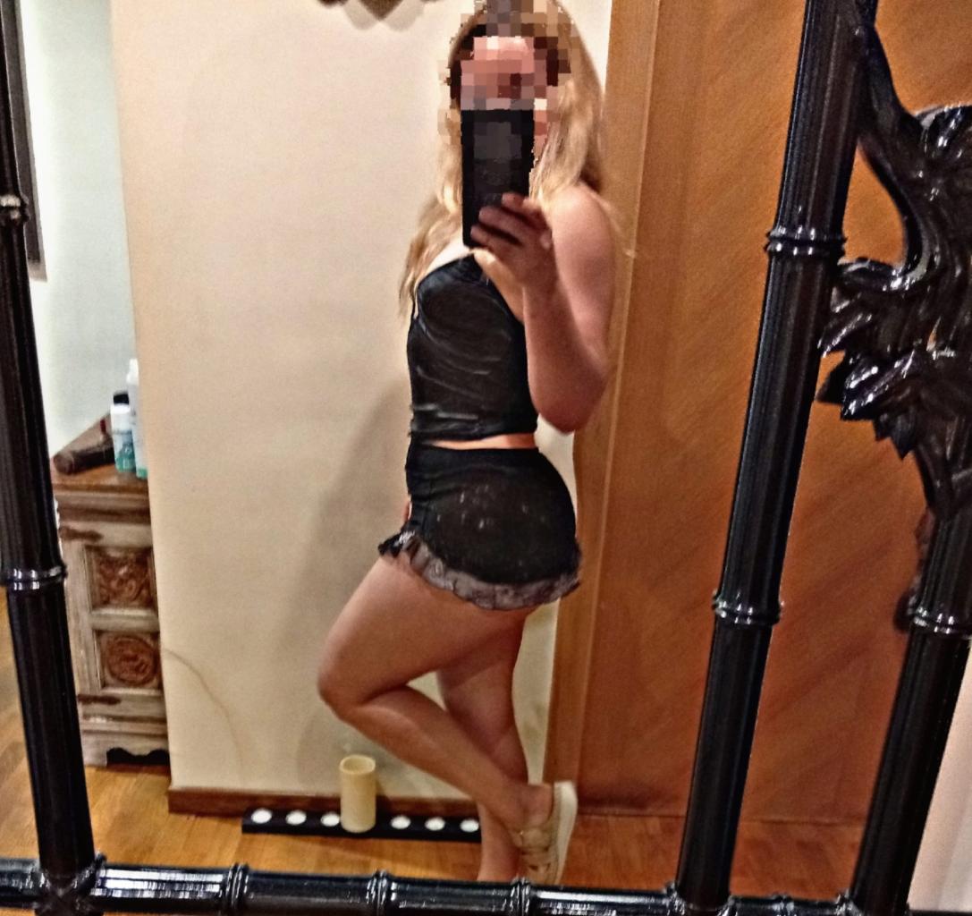 Chica busca chico en La Coruña: 