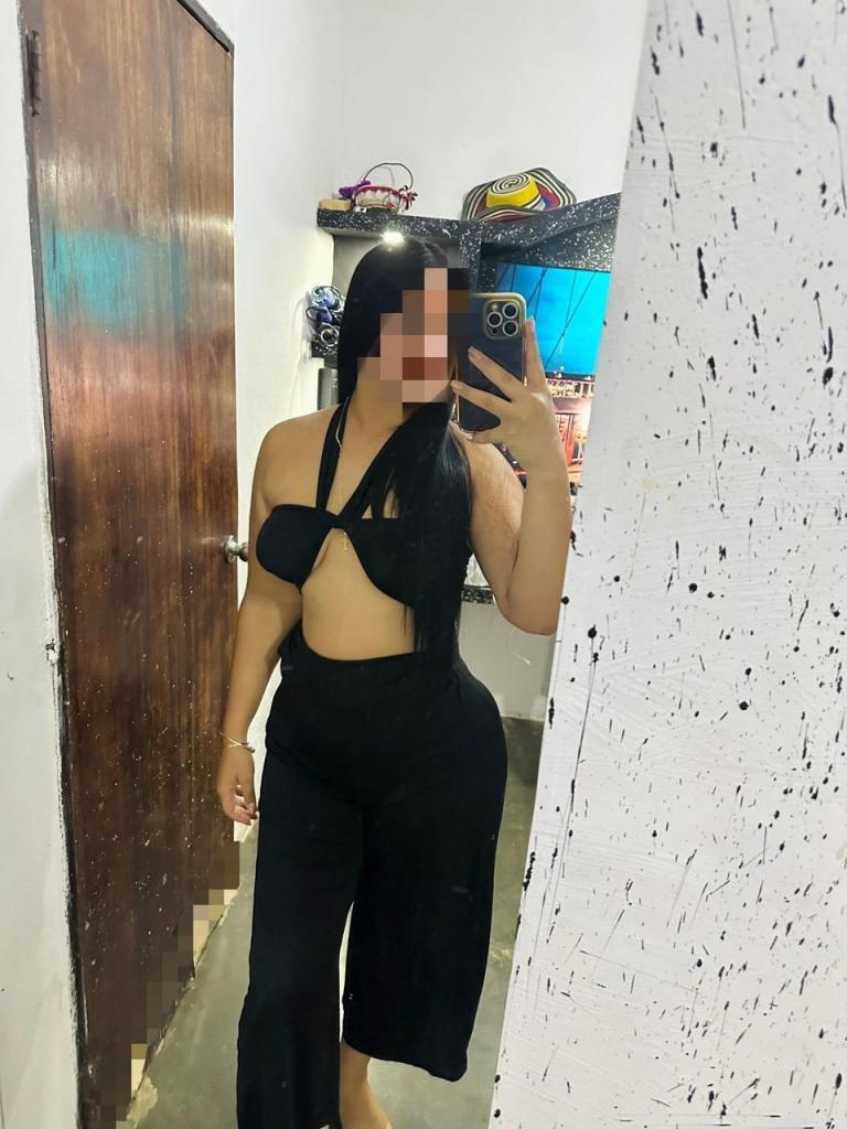 Chica busca chico en Almería: 