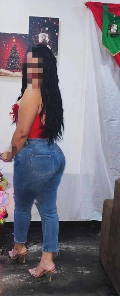 Chica busca chico en Almería: 