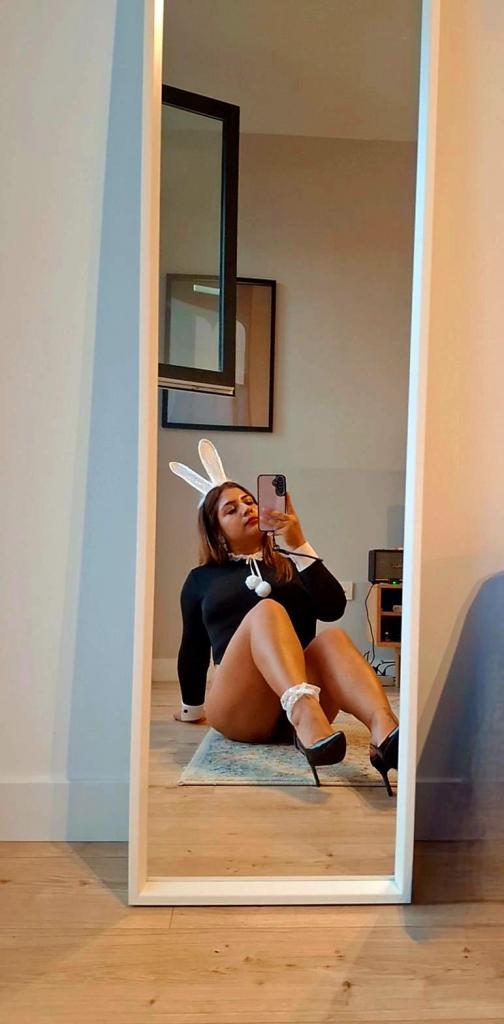 Chica busca chico en Murcia: 