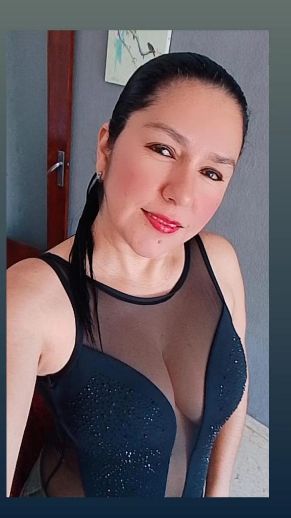 Chica busca chico en Almería: 