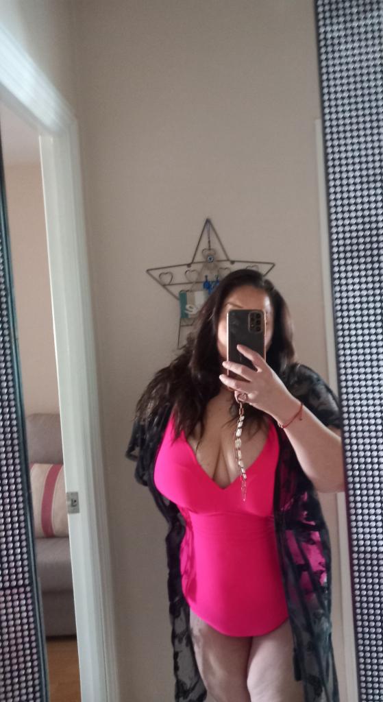 Chica busca chico en Sevilla: 