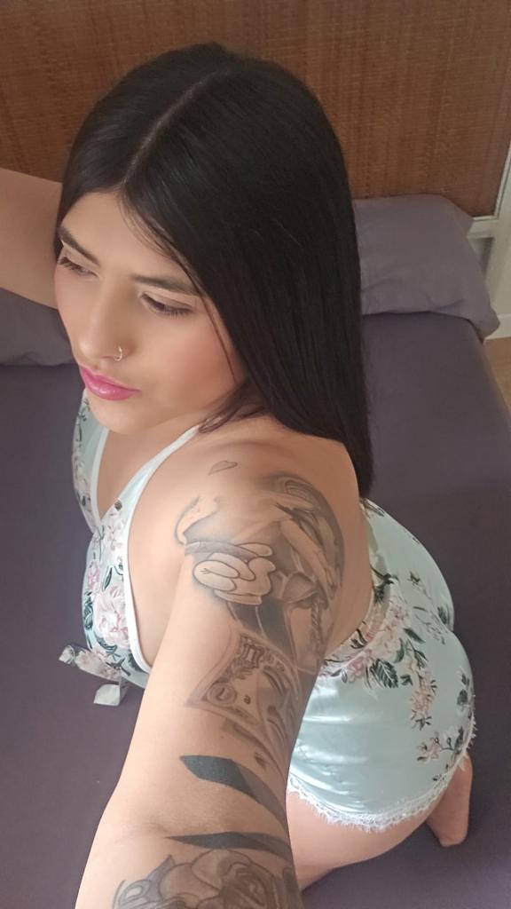 Chica busca chico en Cádiz: 