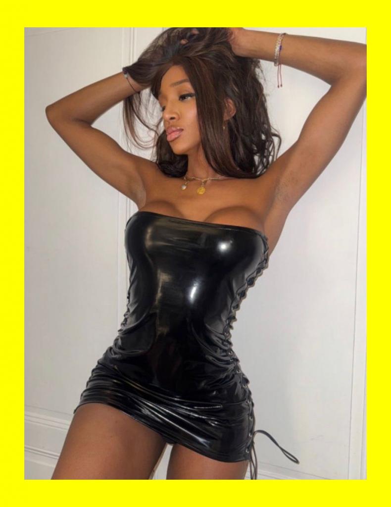 664535879: Transexual en Gerona