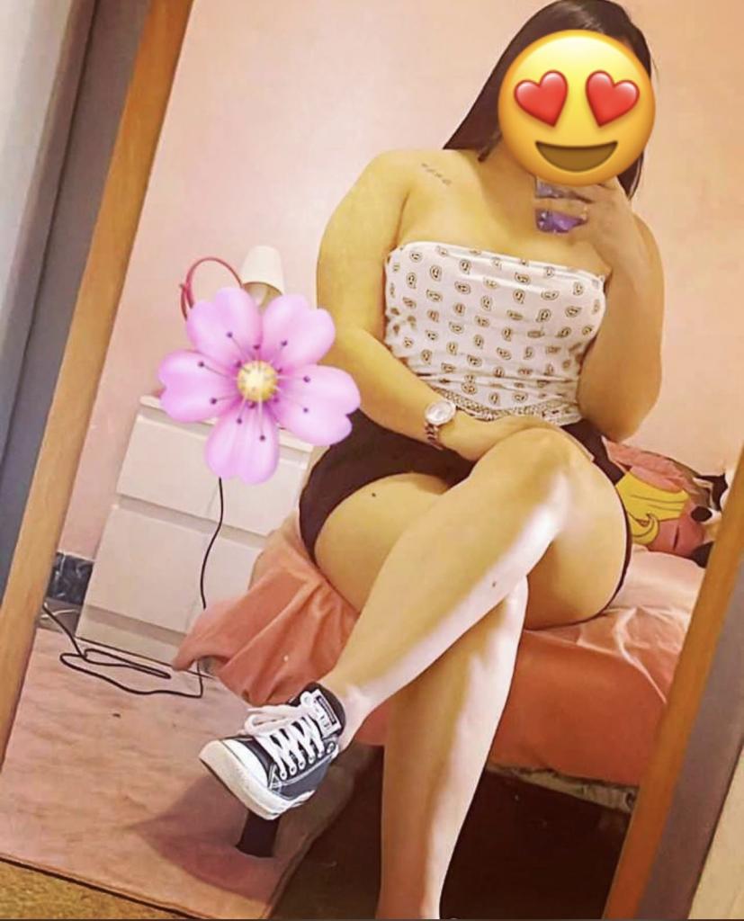 Chica busca chico en Barcelona: 