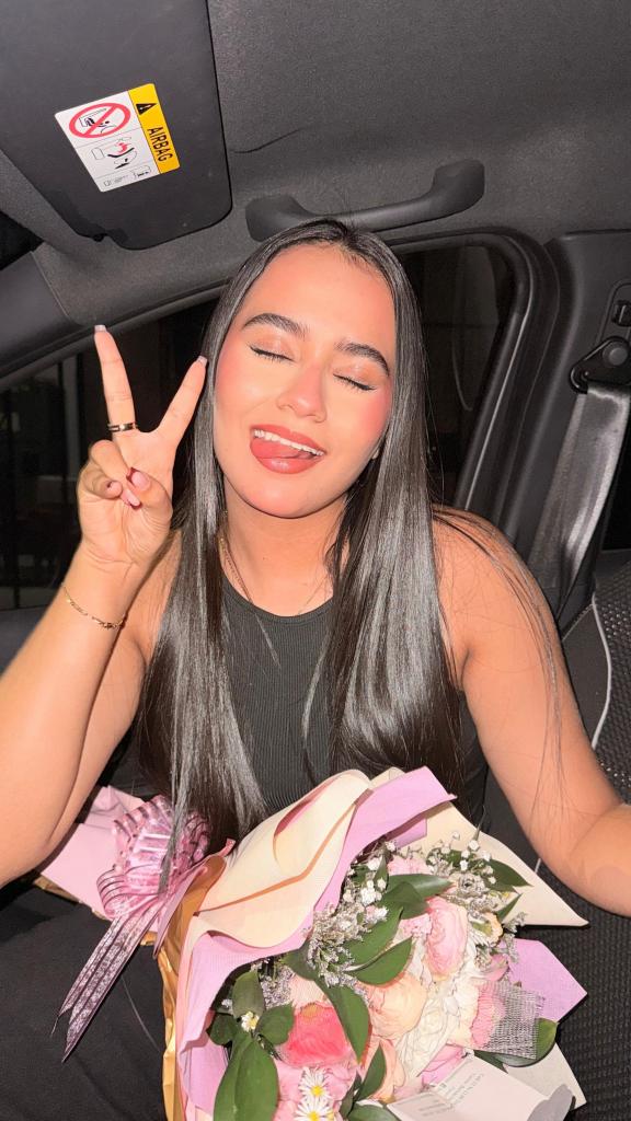 663197142: Chica busca chico en Barcelona