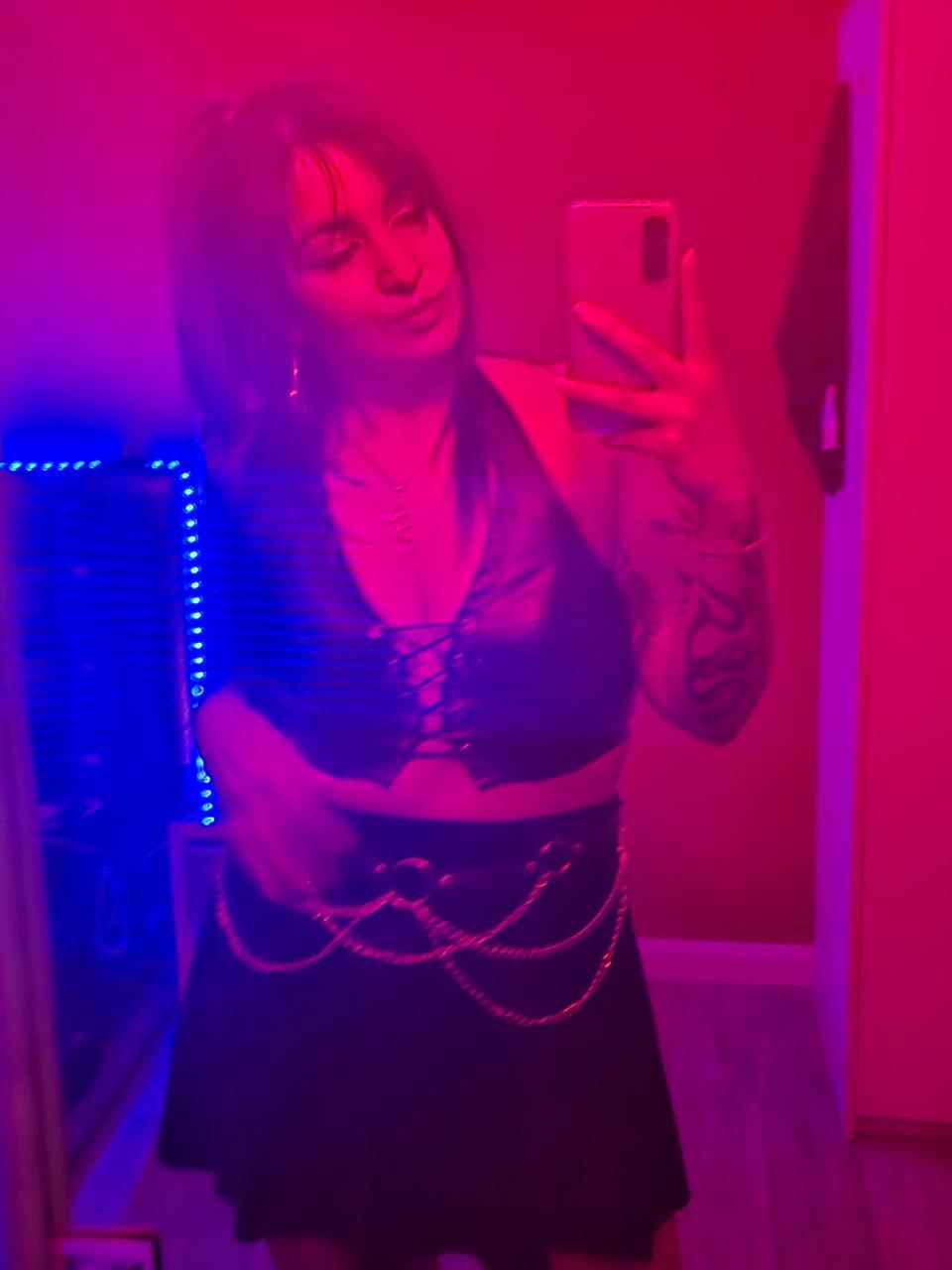 Chica busca chico en Sevilla: 