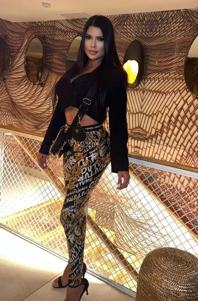 Chica busca chico en Barcelona: 