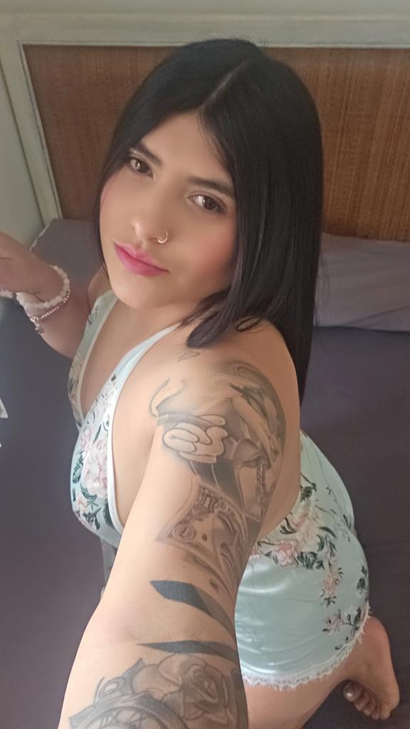 Chica busca chico en Cádiz: 