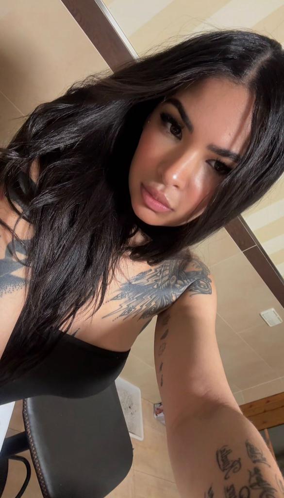 613300464: Chica busca chico en Madrid