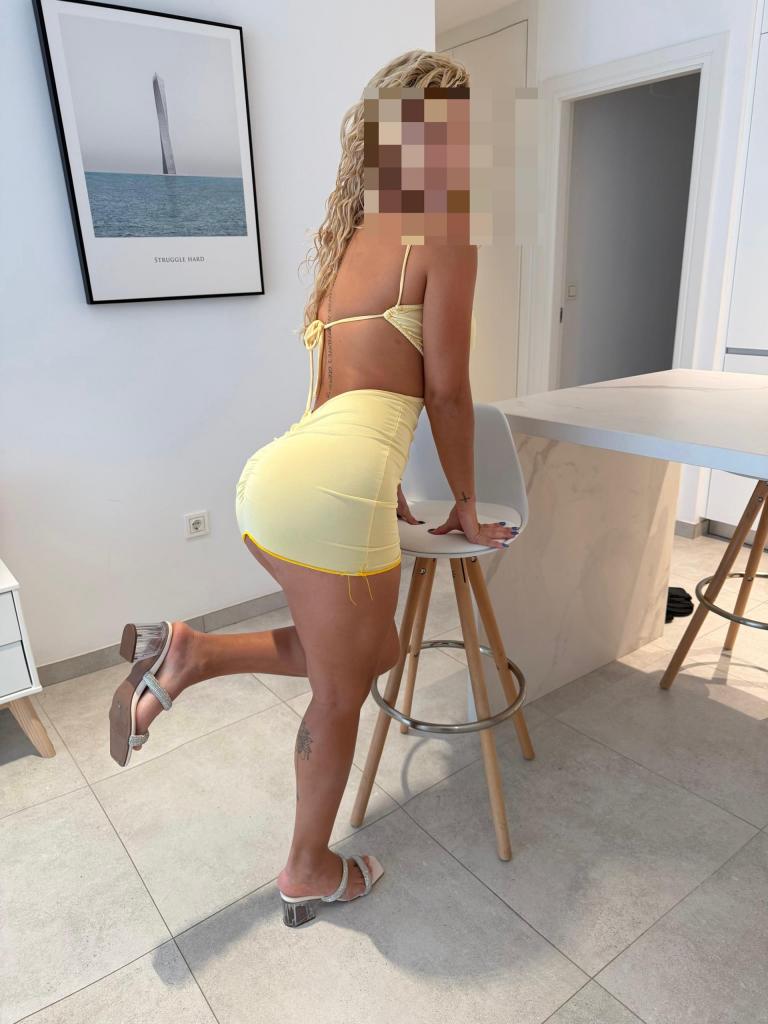 Chica busca chico en Cádiz: 