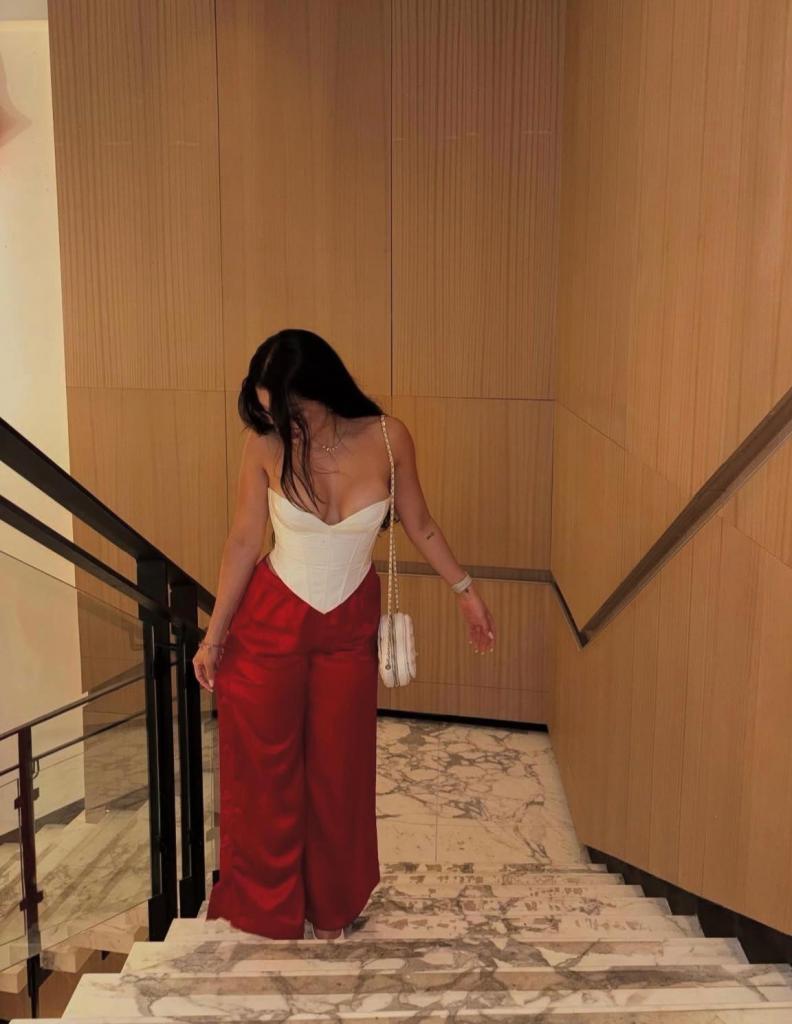 Chica busca chico en Menorca: 