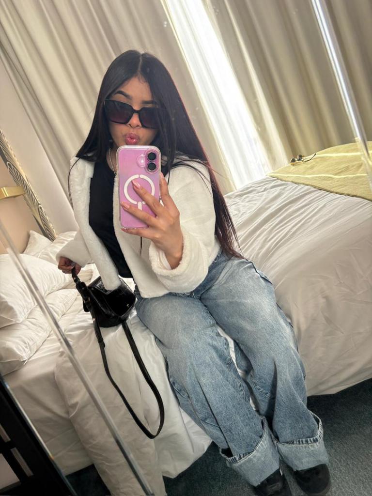 Chica busca chico en Granada: 