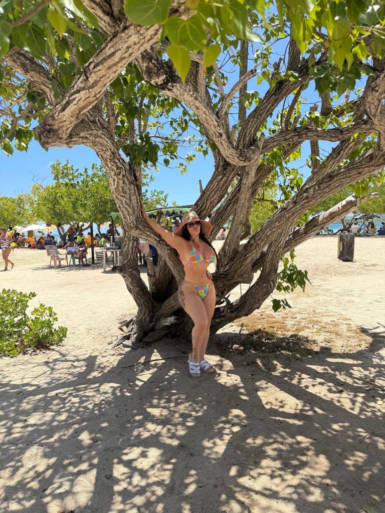 631814376: Chica busca chico en Las Palmas