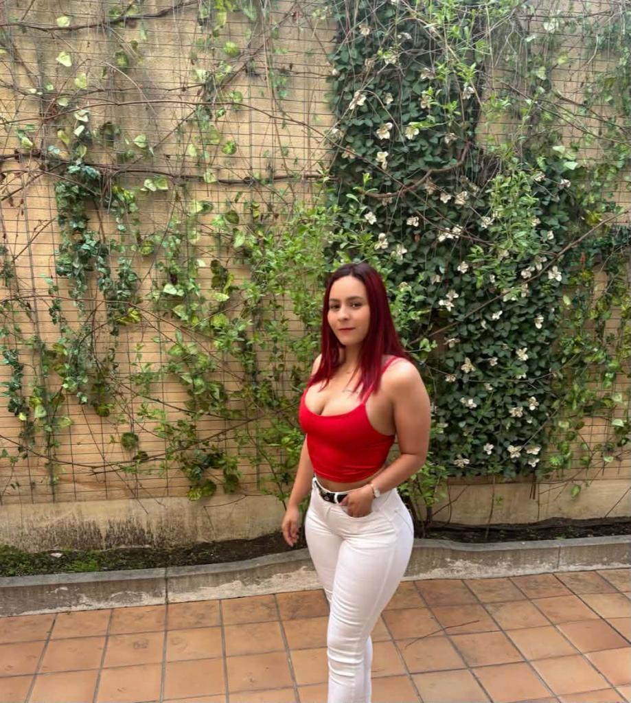 613715717: Chica busca chico en Madrid