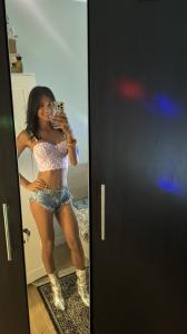 614527385: Travesti en León