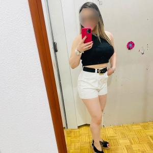 607373950: Chica busca chico en Madrid