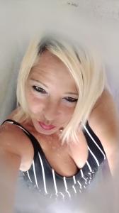 747491589: Chica busca chico en Alicante