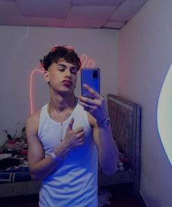 659807424: Chico busca chica en Alicante