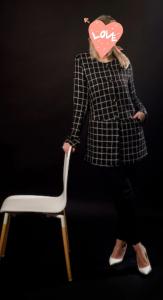 670355255: Chica busca chico en Madrid