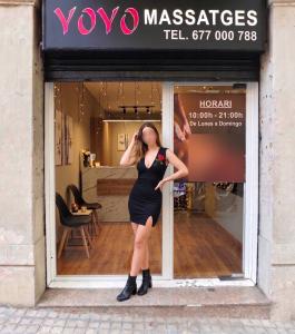 677000788: Chica busca chico en Barcelona