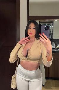 742016858: Chica busca chico en Madrid