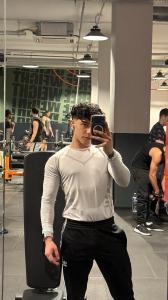 662414297: Chico busca chica en Madrid