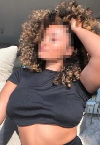 672824521: Chica busca chico en Cádiz