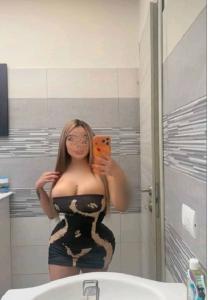 631445336: Chica busca chico en Badajoz