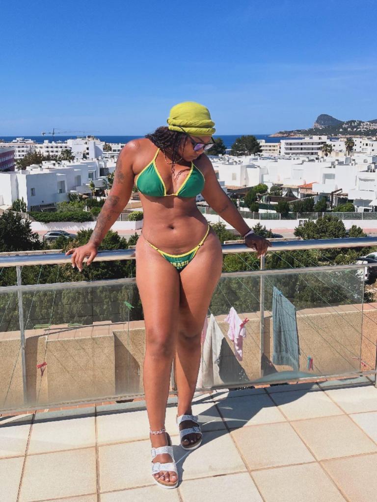 Chica busca chico en Ibiza: 