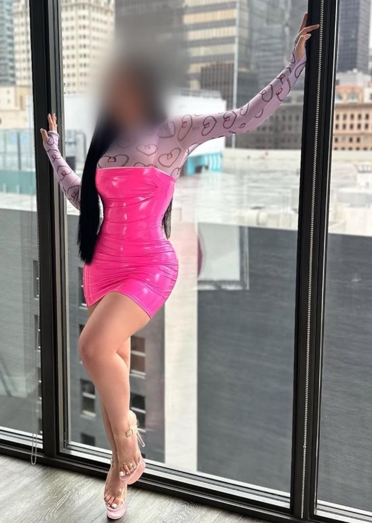 Chica busca chico en Tenerife: 