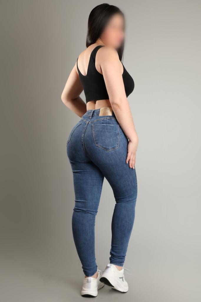 Chica busca chico en Madrid: 