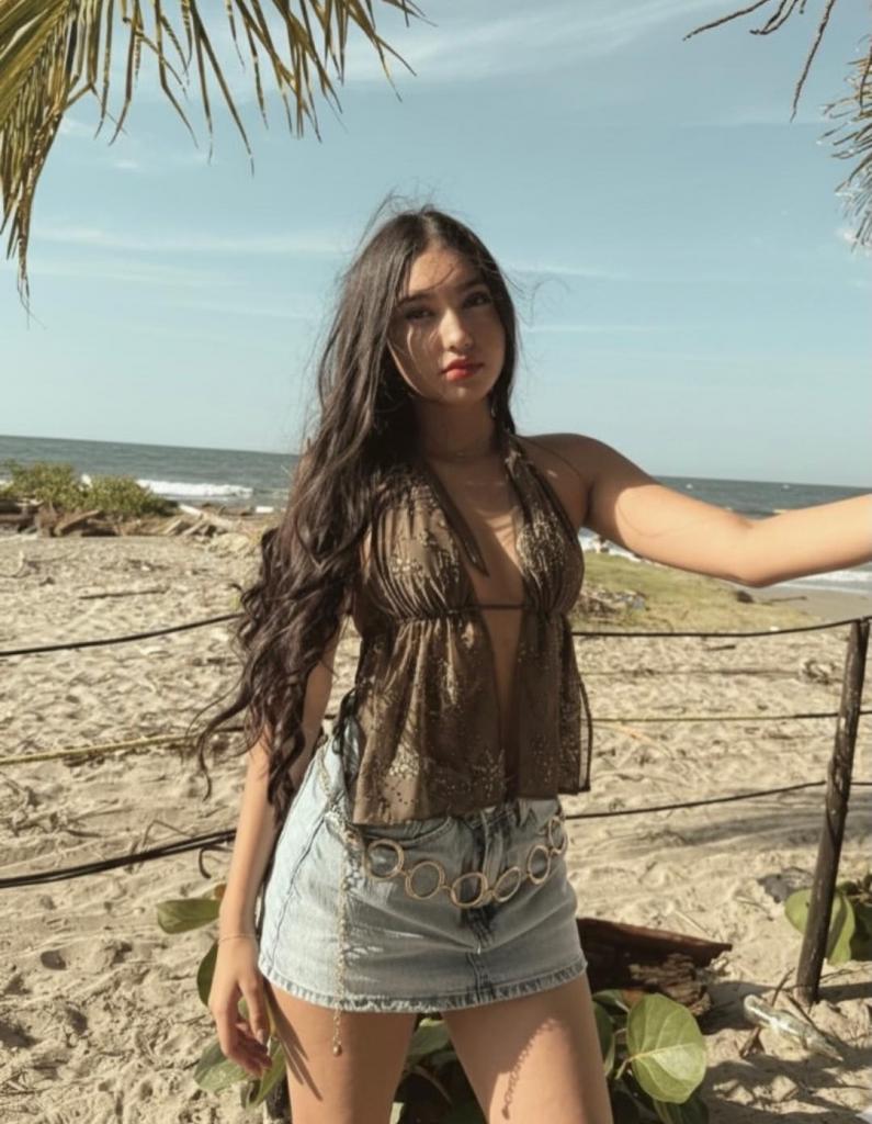 Chica busca chico en Granada: 